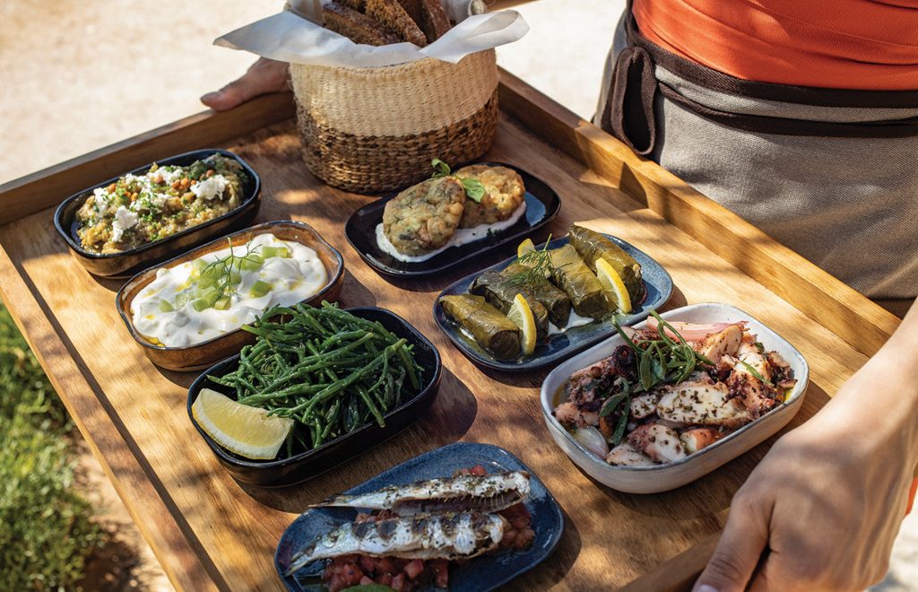 FOUR SEASONS ASTIR PALACE AND ASTIR BEACH