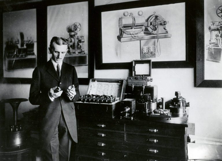 Nikola Tesla: The man from the future