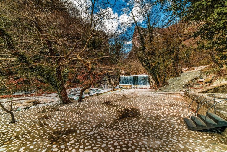 Wandering in the mountains of Kaimaktsalan